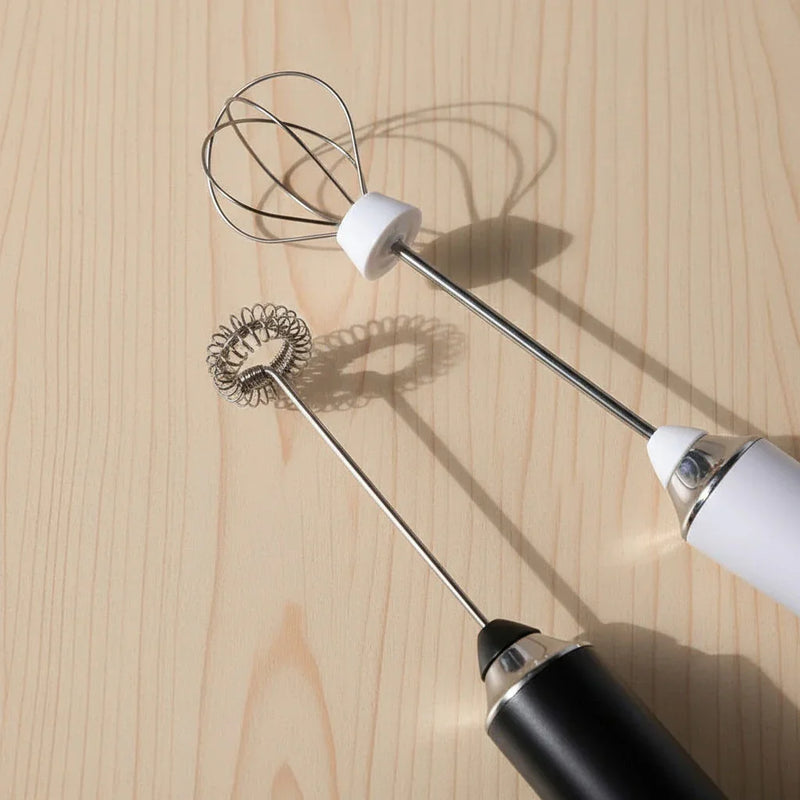 Batedor de Leite Elétrico Portátil