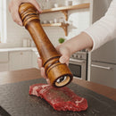 Moedor de Sal e Pimenta em Madeira Maciça